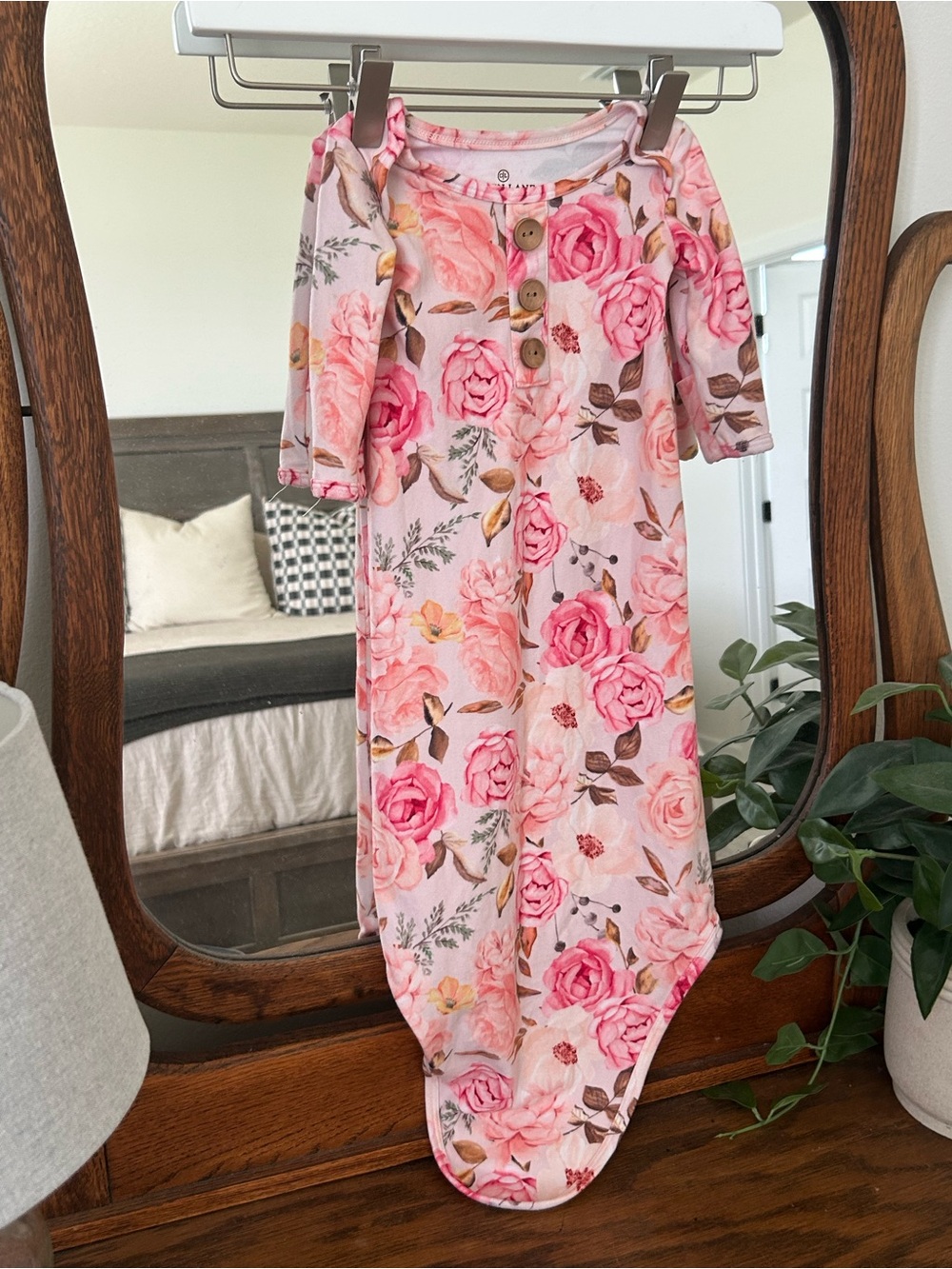 Caden Lane Pink Floral Knotted Gown with Wooden Buttons